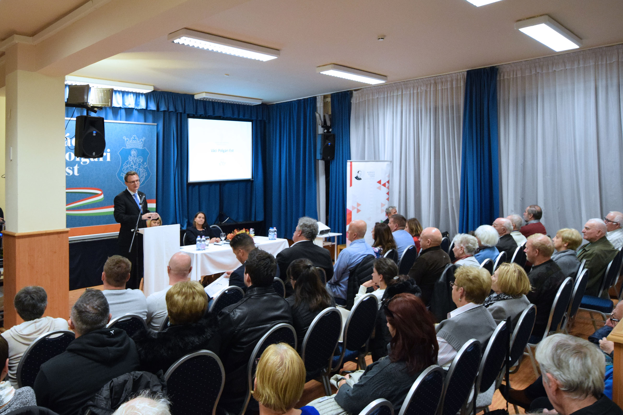 Novák Katalin, Rétvári Bence