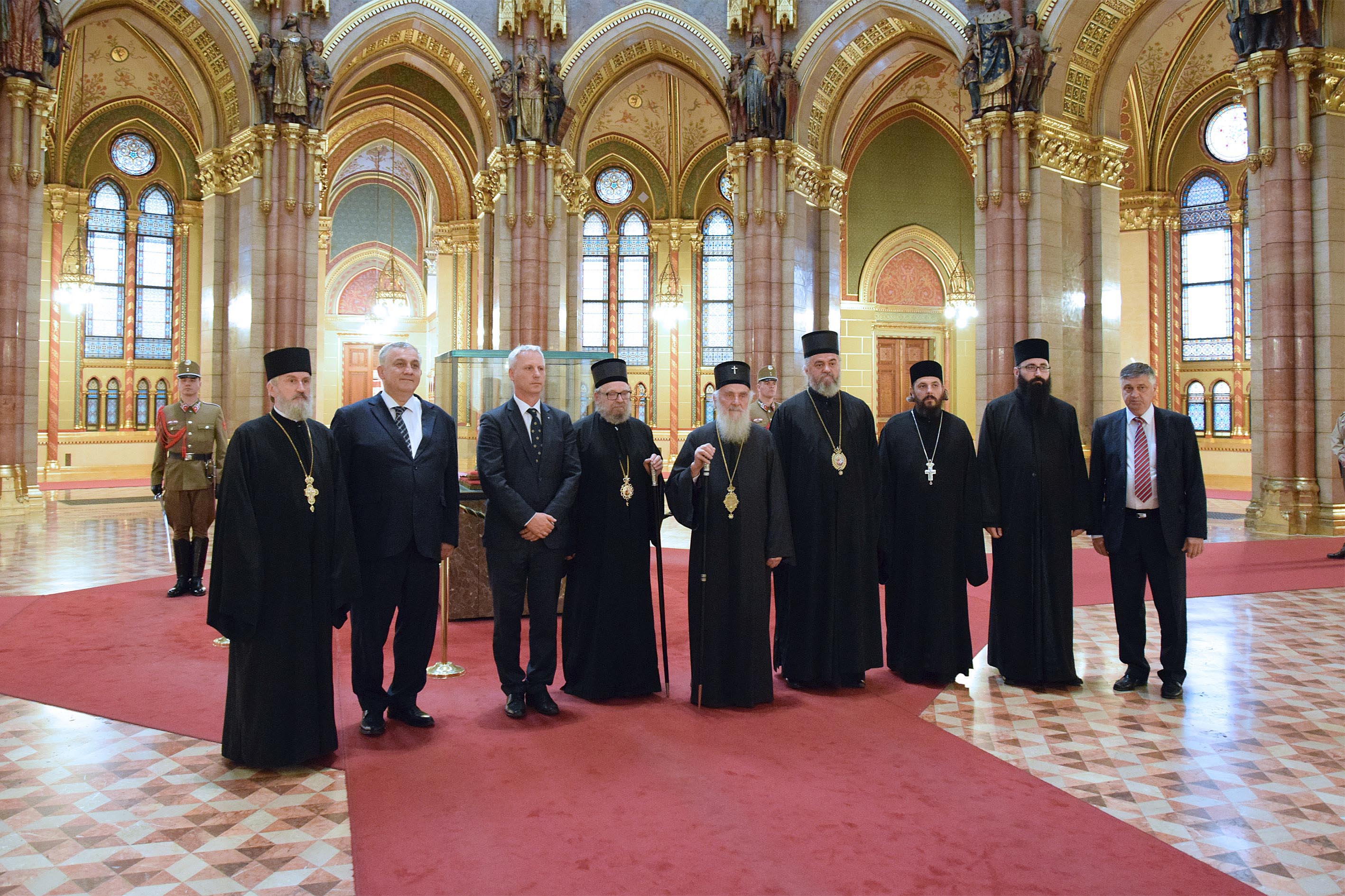 Irinej pátriárka és Soltész Miklós