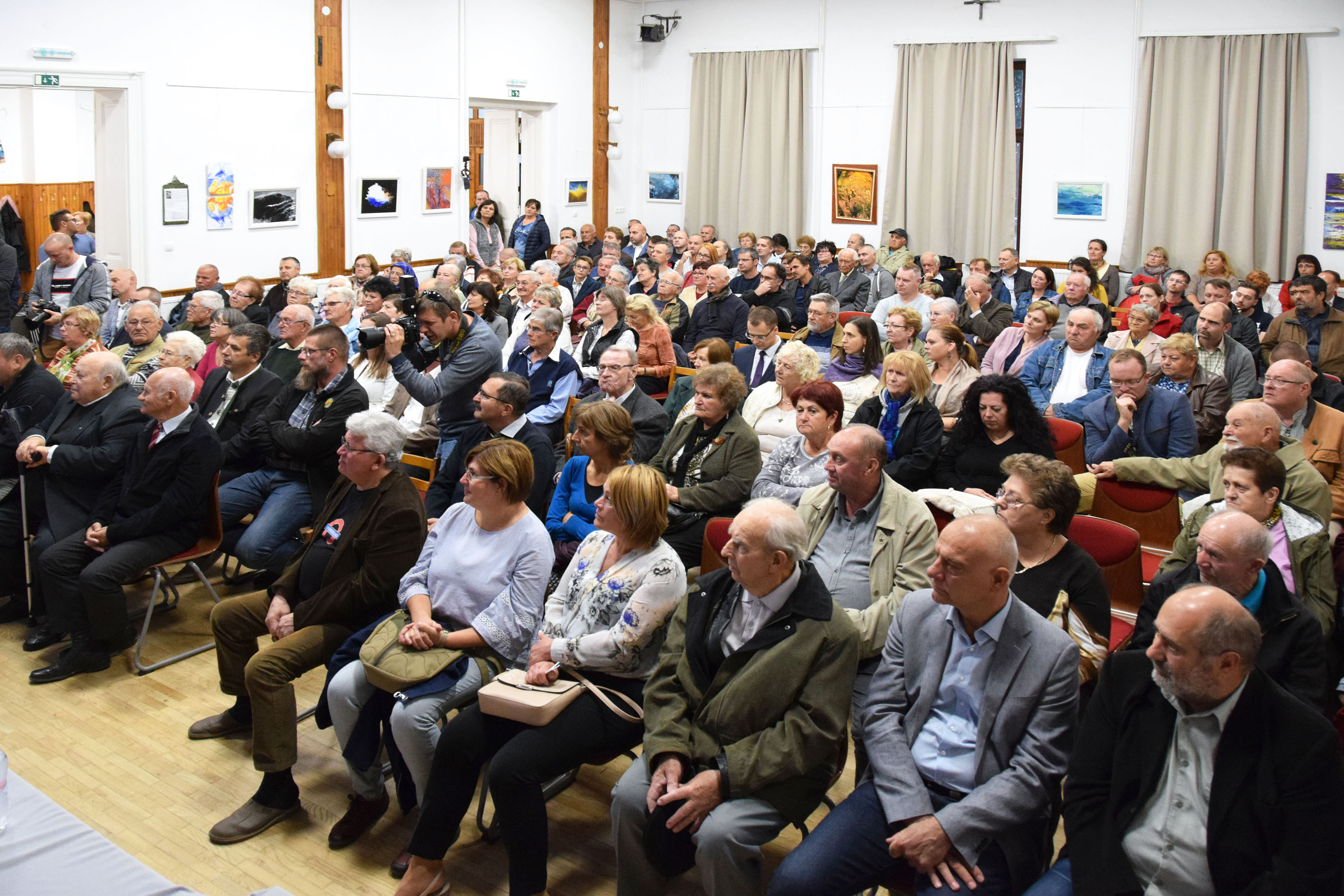 Bátaszék, lakossági fórum