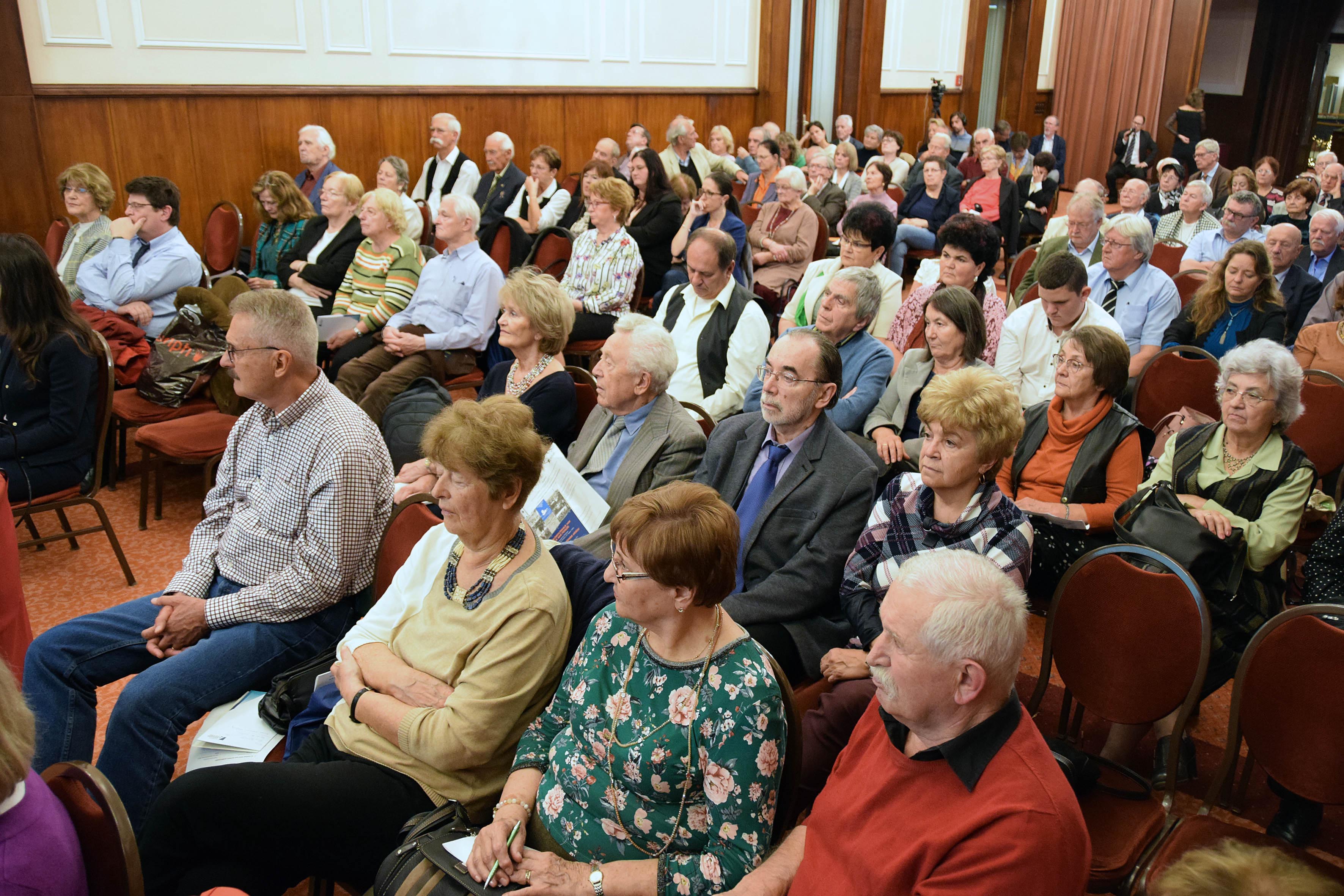  A hortobágyi kényszermunkatáborokkal kapcsolatos budapesti konferencia