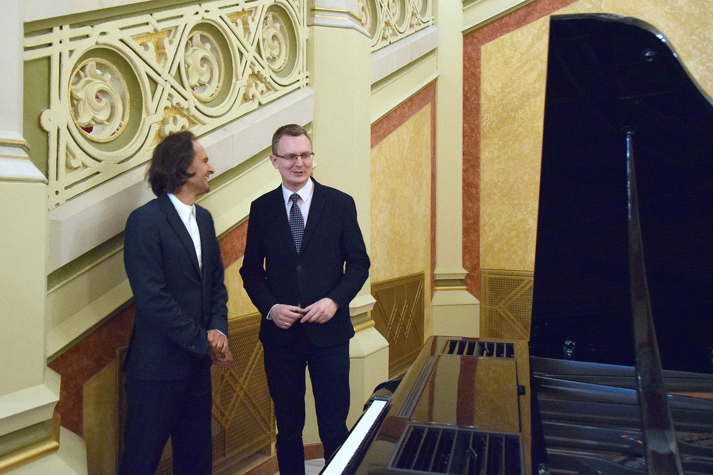 Rétvári Bence, Bogányi Gergely