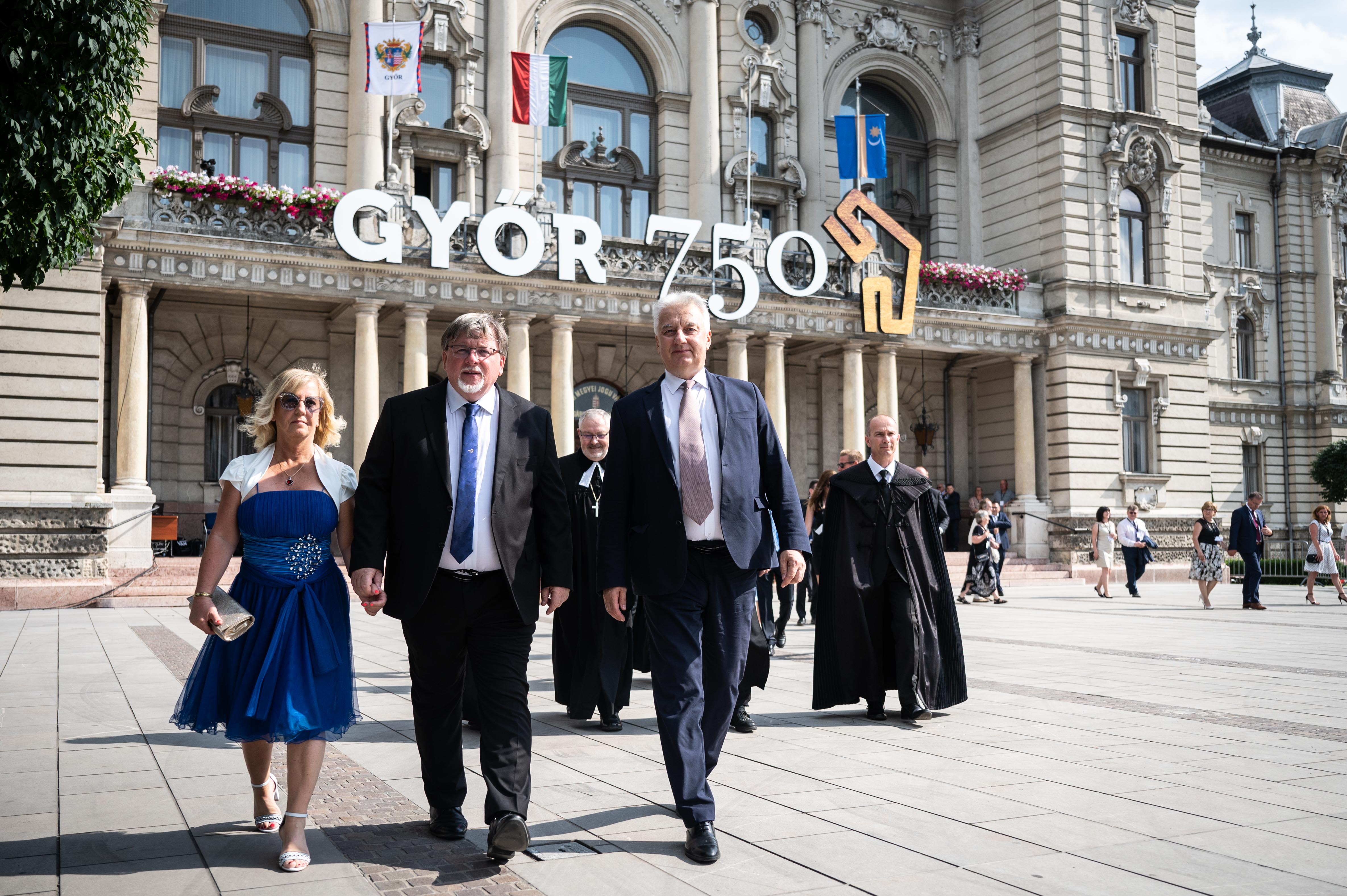 Győr 750