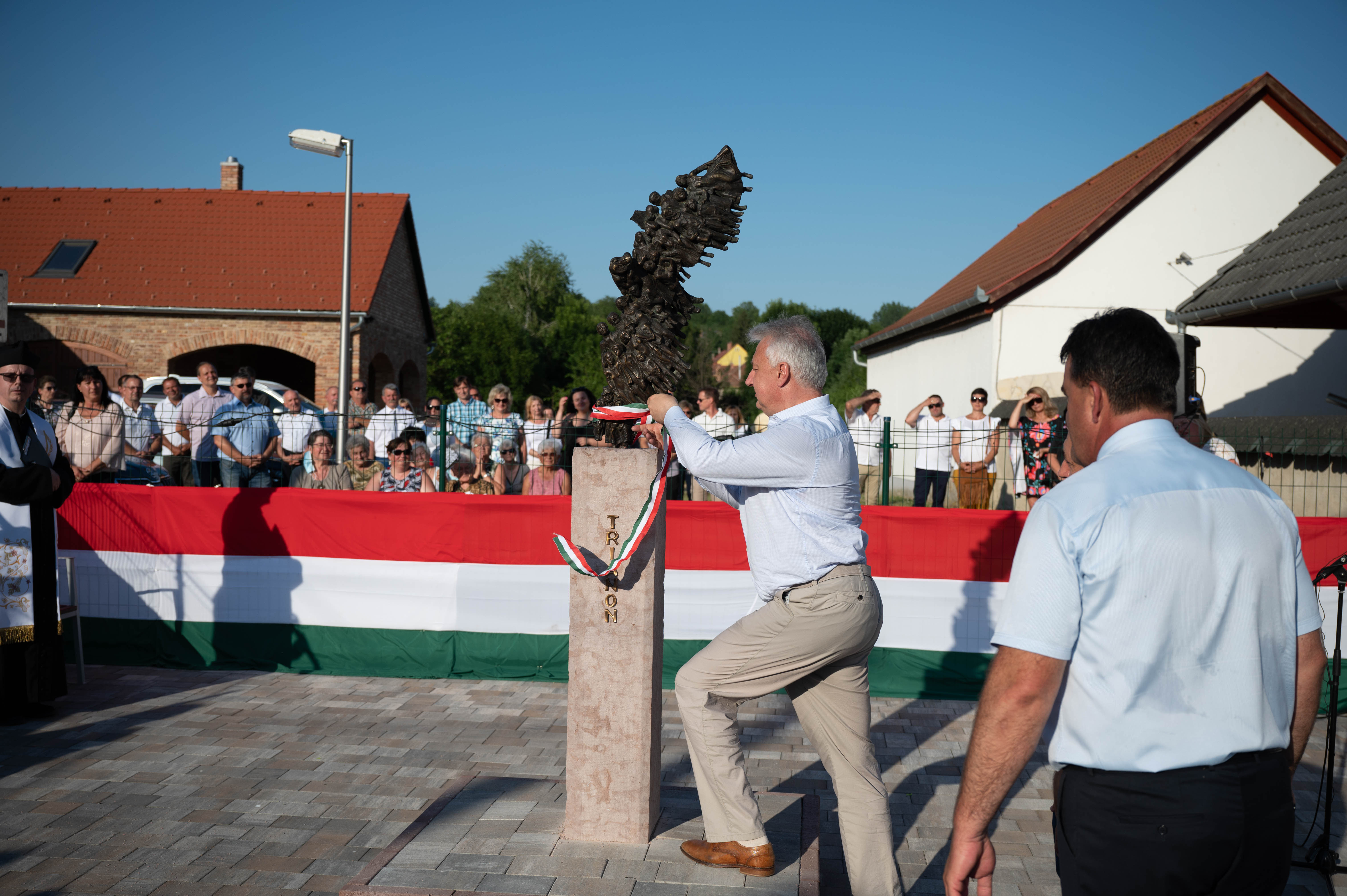 Csikóstőttős