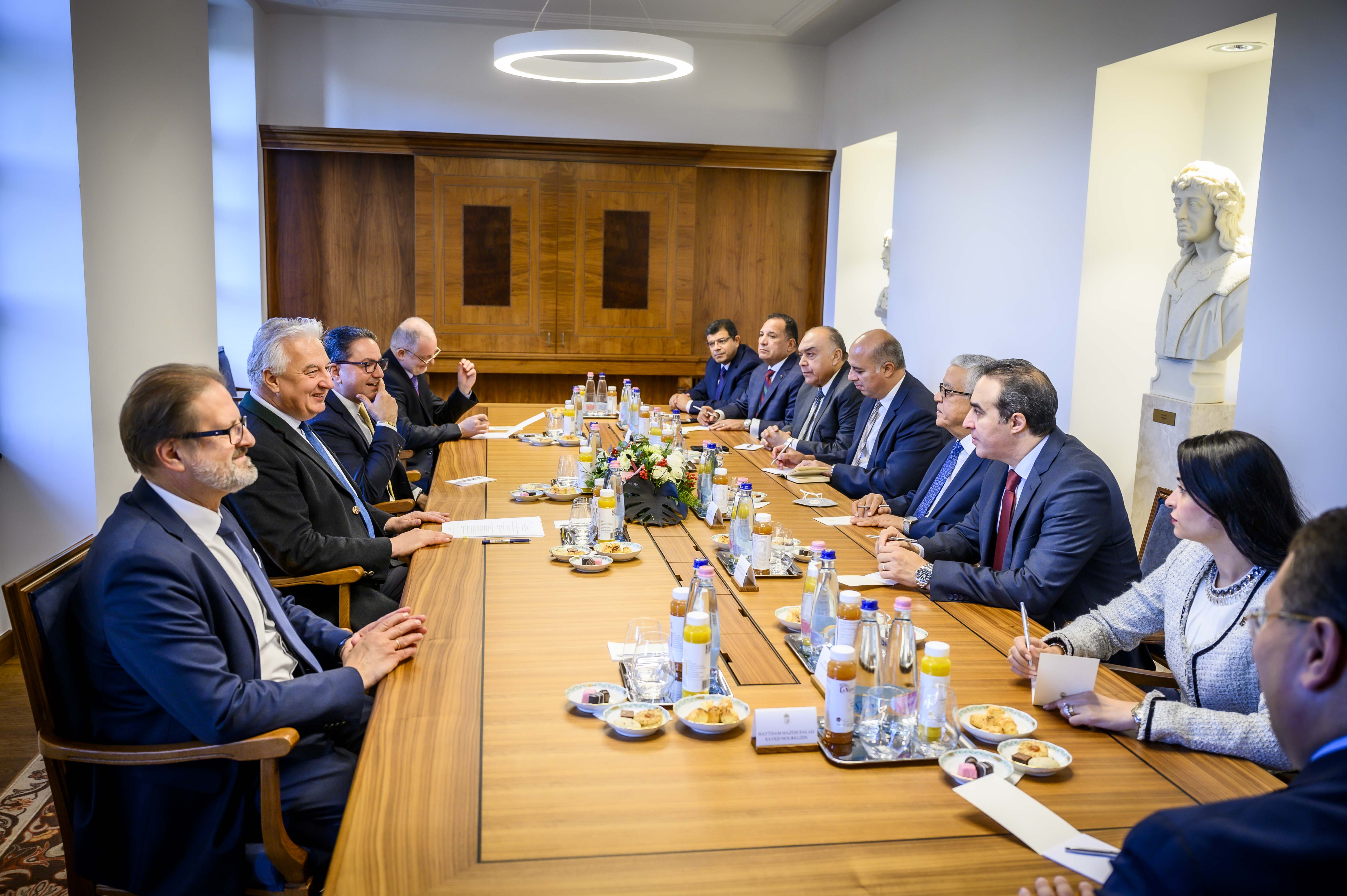 Semjén Zsolt az egyiptomi házelnökkel