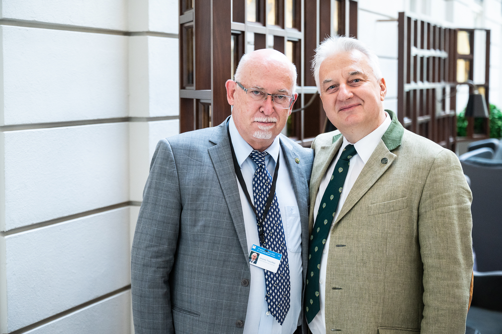 J. Trouvilliez Semjén Zsolttal