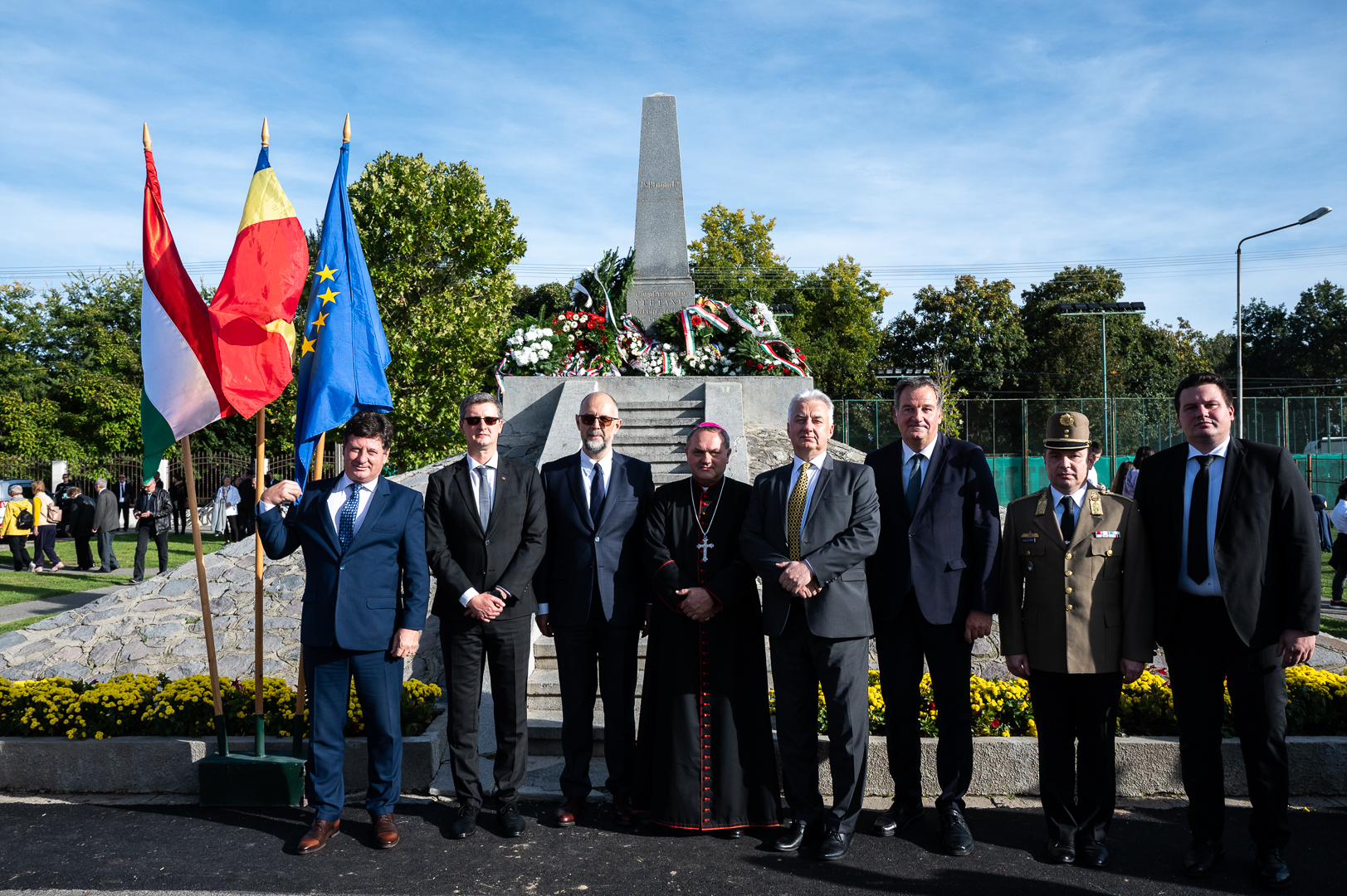 Koszorúzás október 6-án Aradon