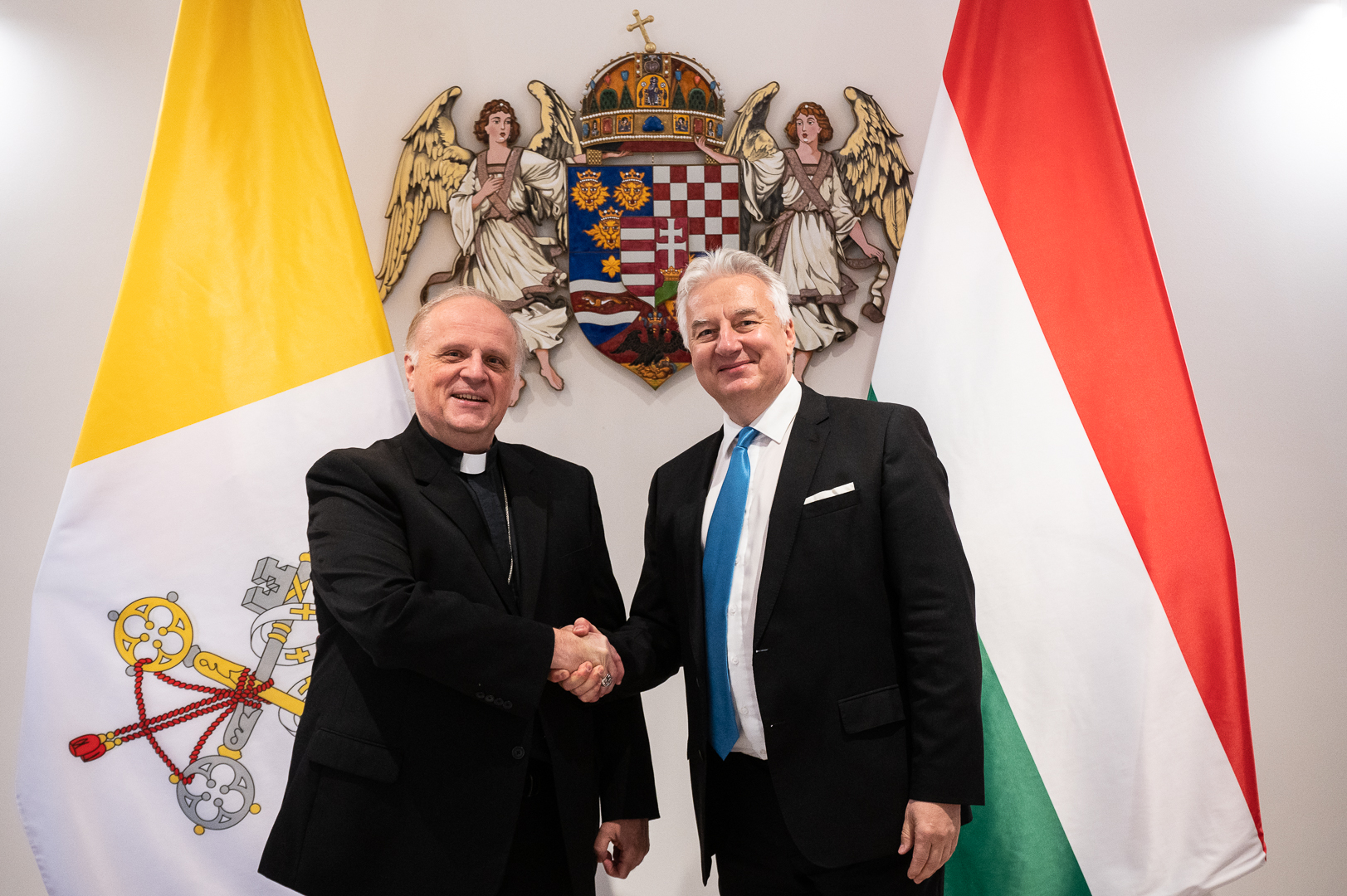 Semjén Zsolt az apostoli nunciust fogadta