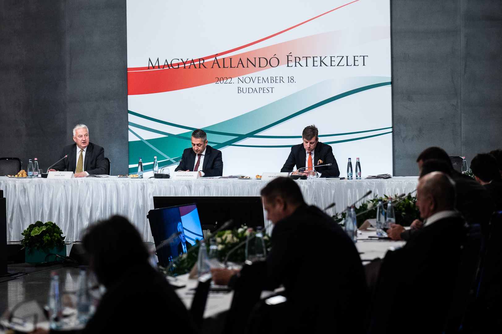 Magyar Állandó Értekezlet