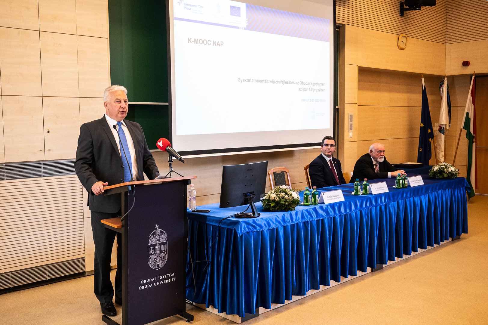 Semjén Zsolt az Óbudai Egyetemen