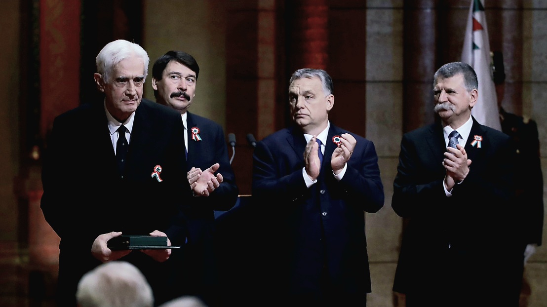 Lukáts Miklós kitüntetést vesz át 2019-ben