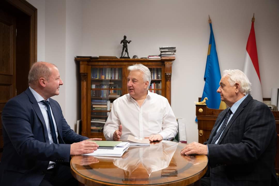 Semjén Zsolt Simicskó Istvánnal és Latorcai Jánossal
