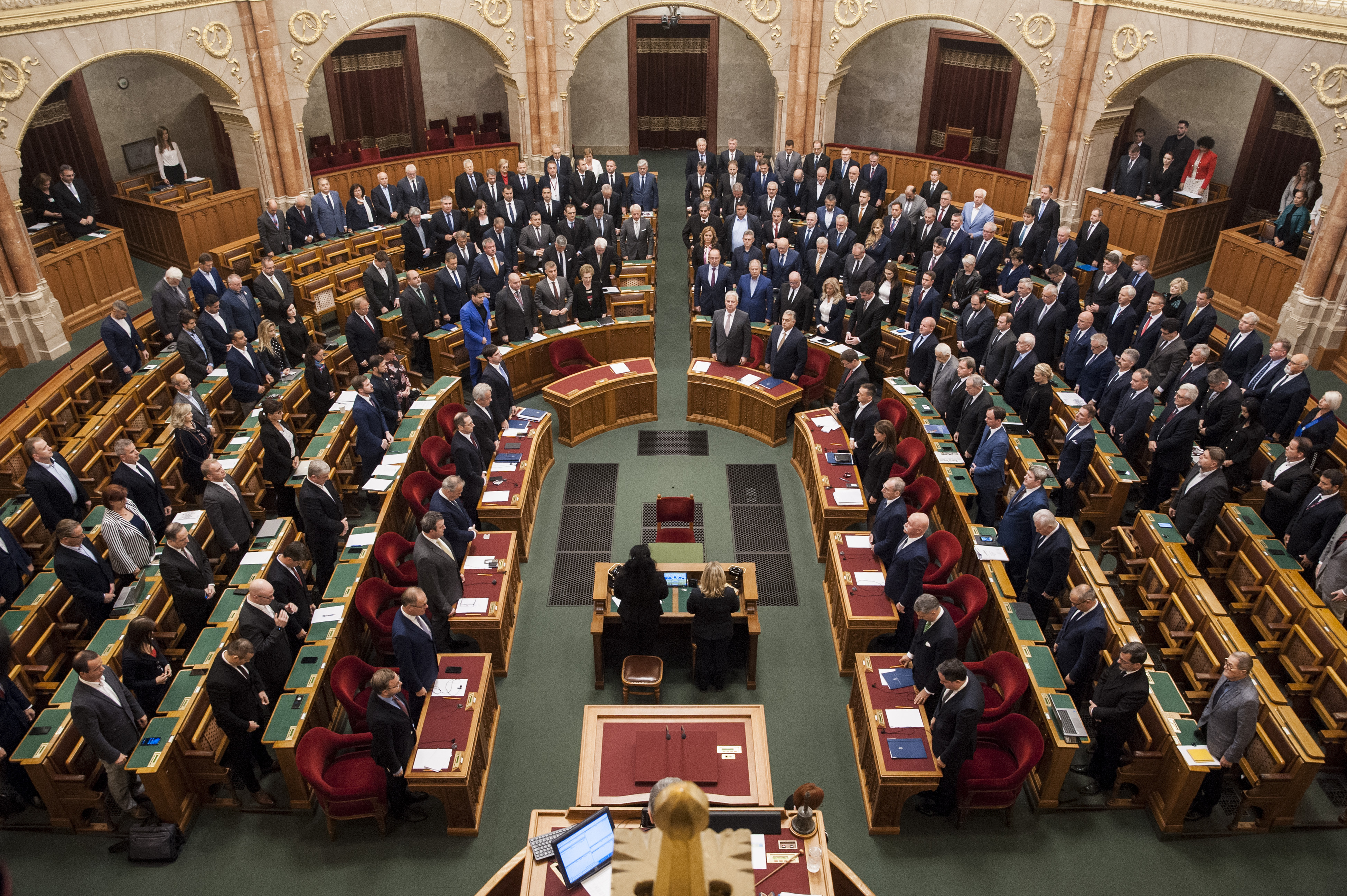 Ülesezett az Országgyűlés - 2022.09.26.