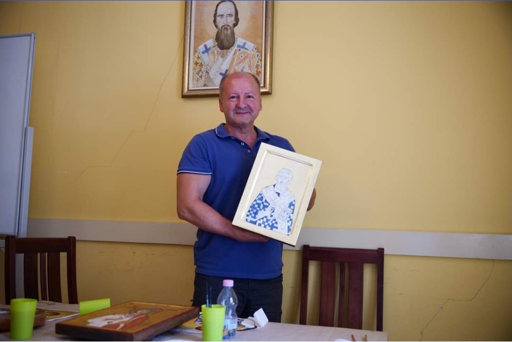 Simicskó István az ikonfestő táborban