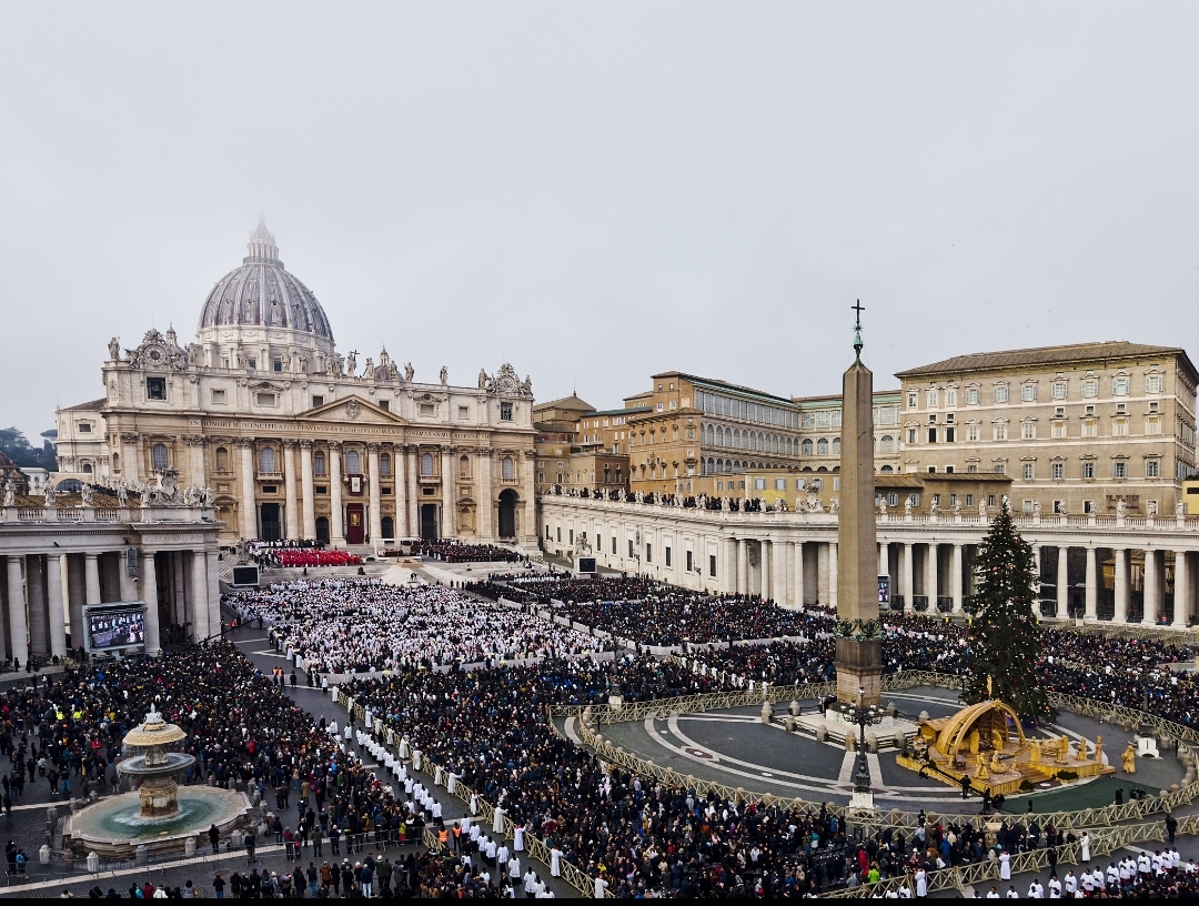XVI. Benedek pápa temetése