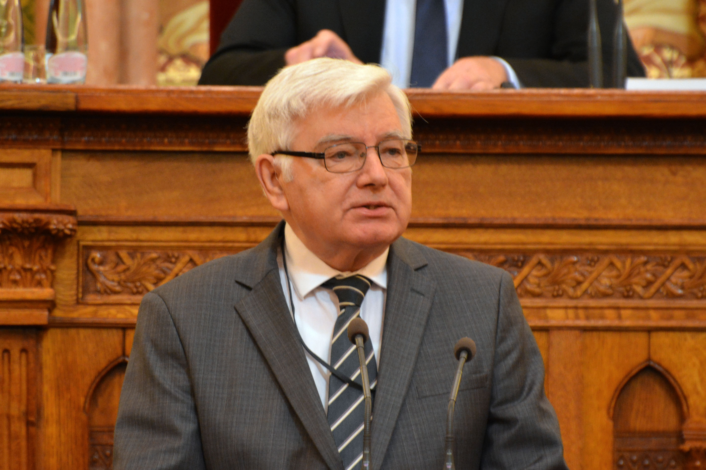 Surján László