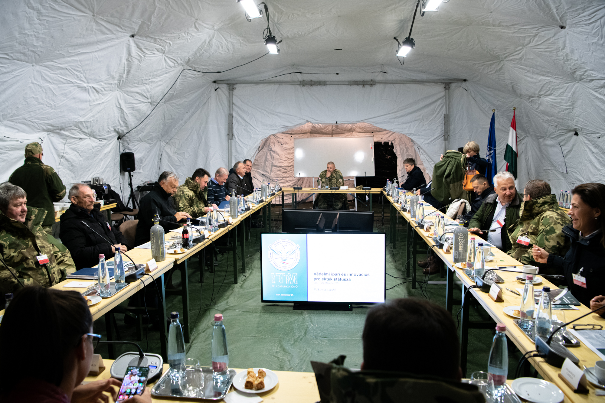 Kormányülés Hajmáskéren