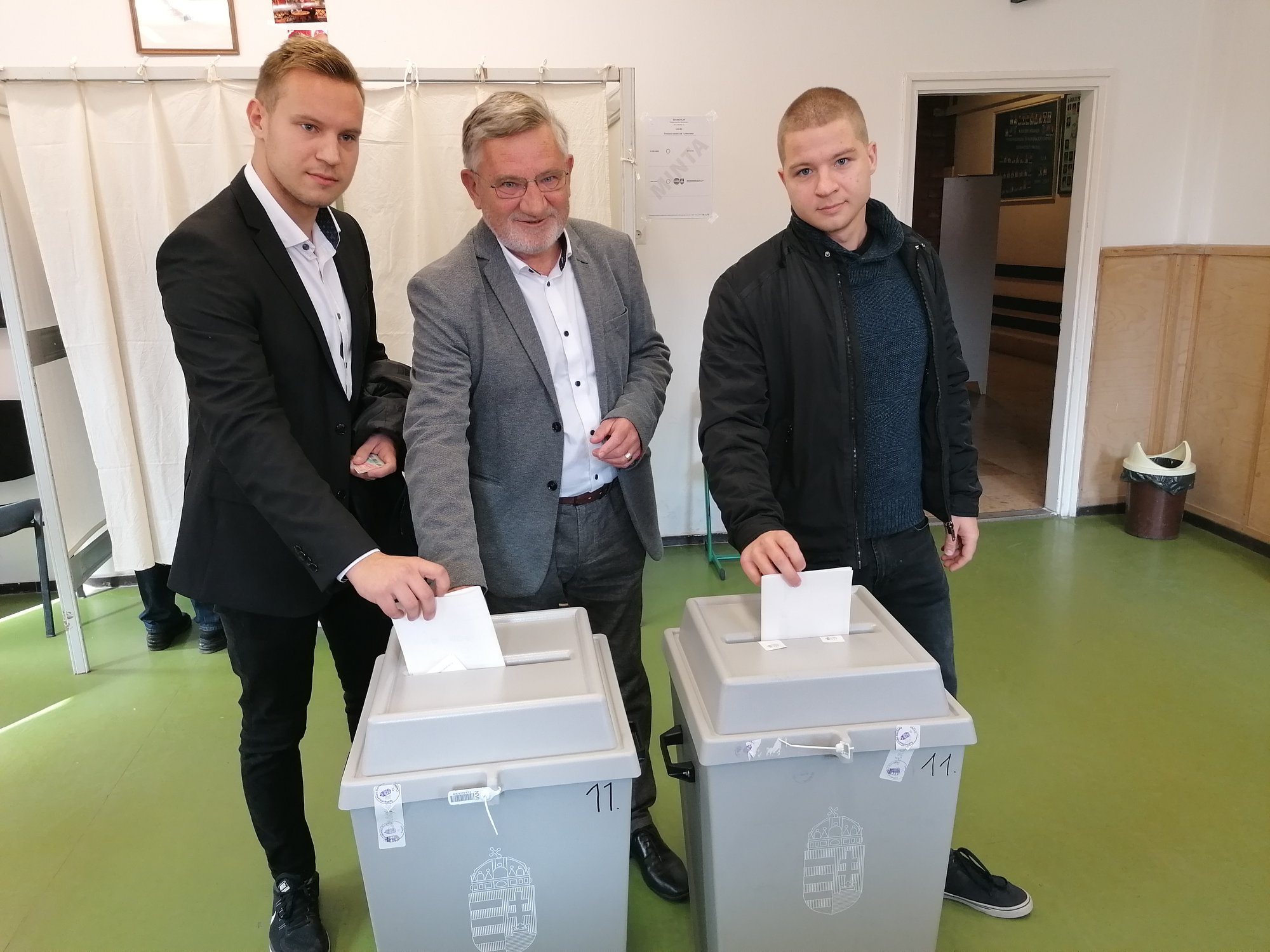 Földi László
