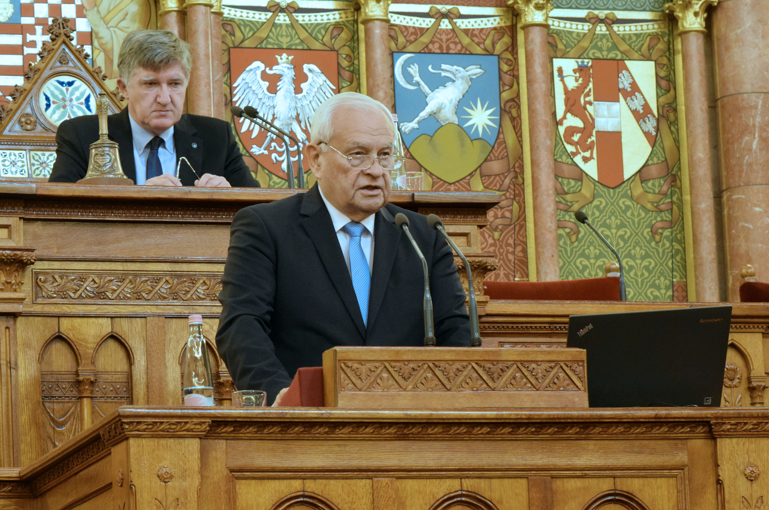 Harrach Péter