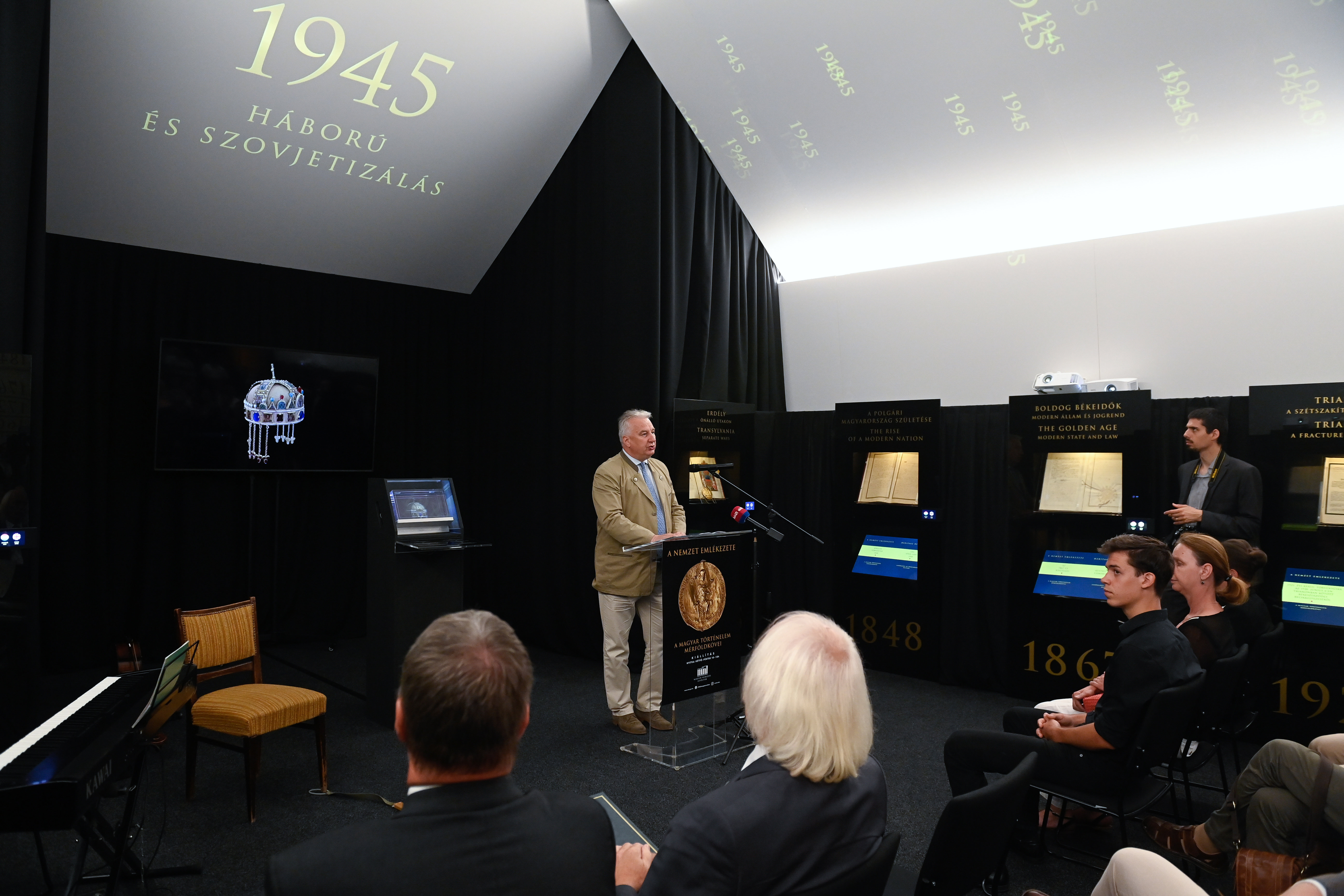 Semjén Zsolt a Magyar Nemzeti Levéltár megnyitóján