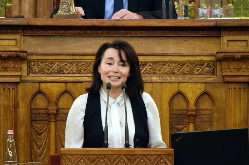Kunszabóné Pataki Anna, a Csak Egyet Szolgálat alapítója