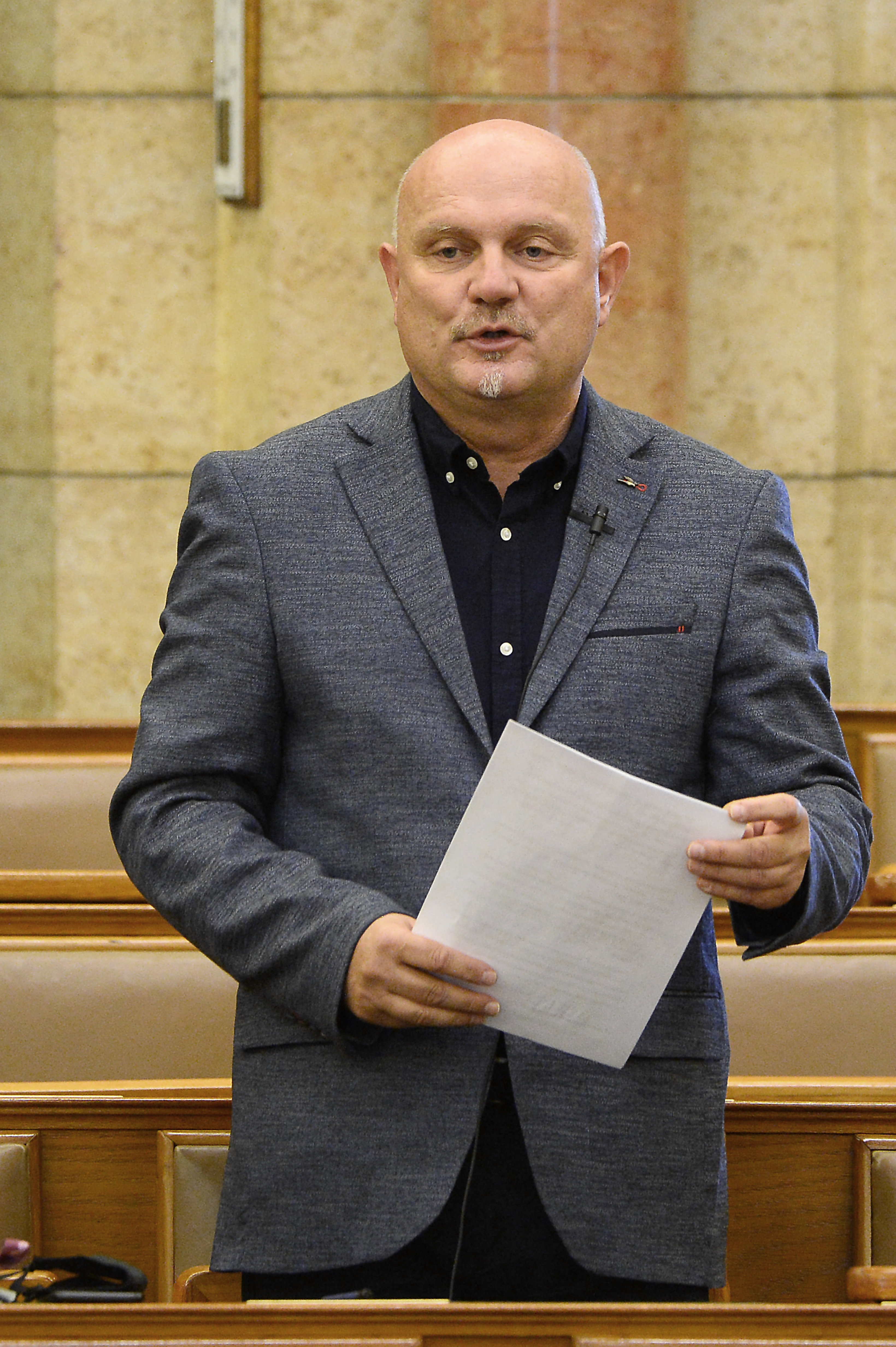 Móring József Attila