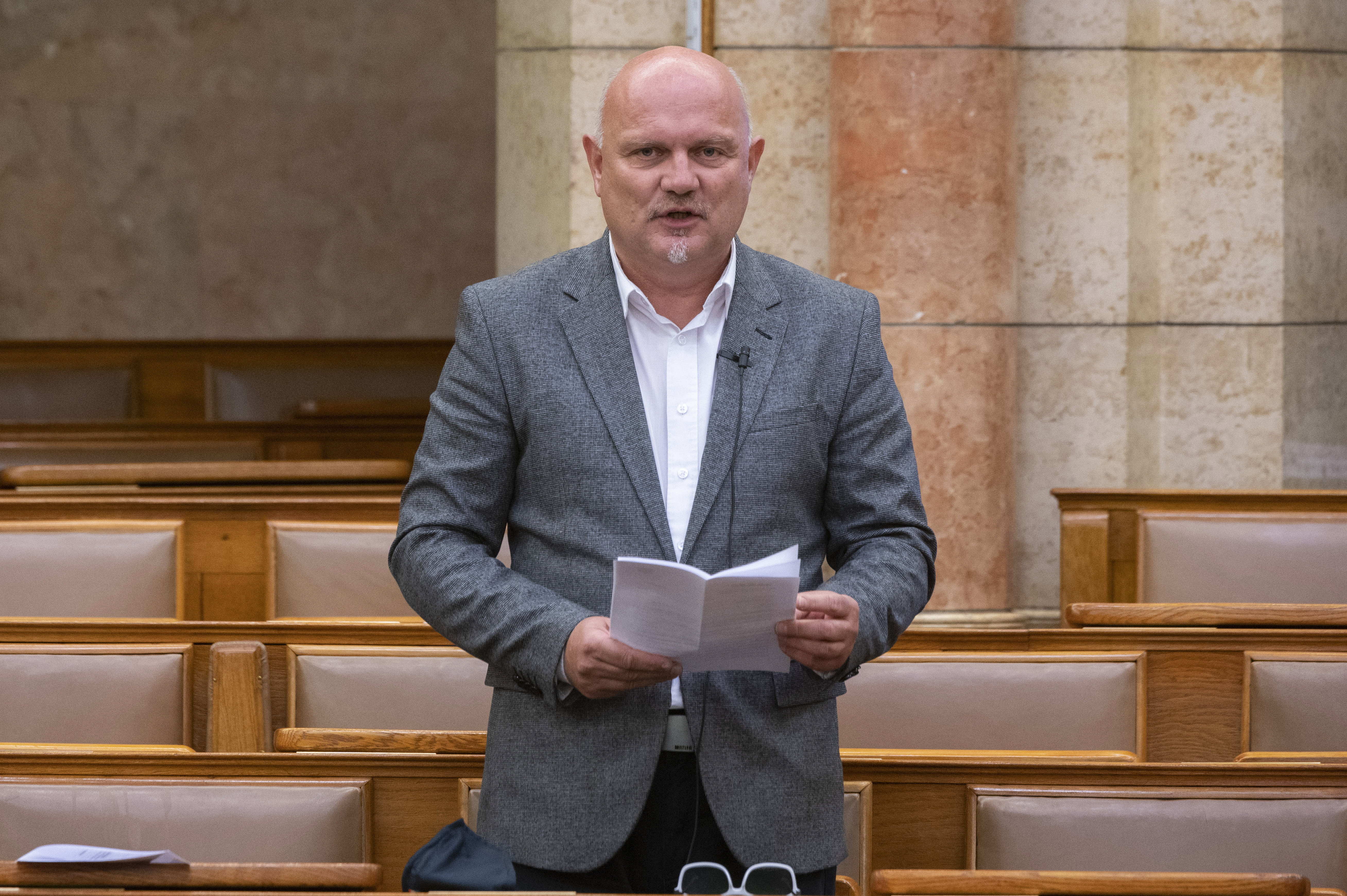 Móring József Attila