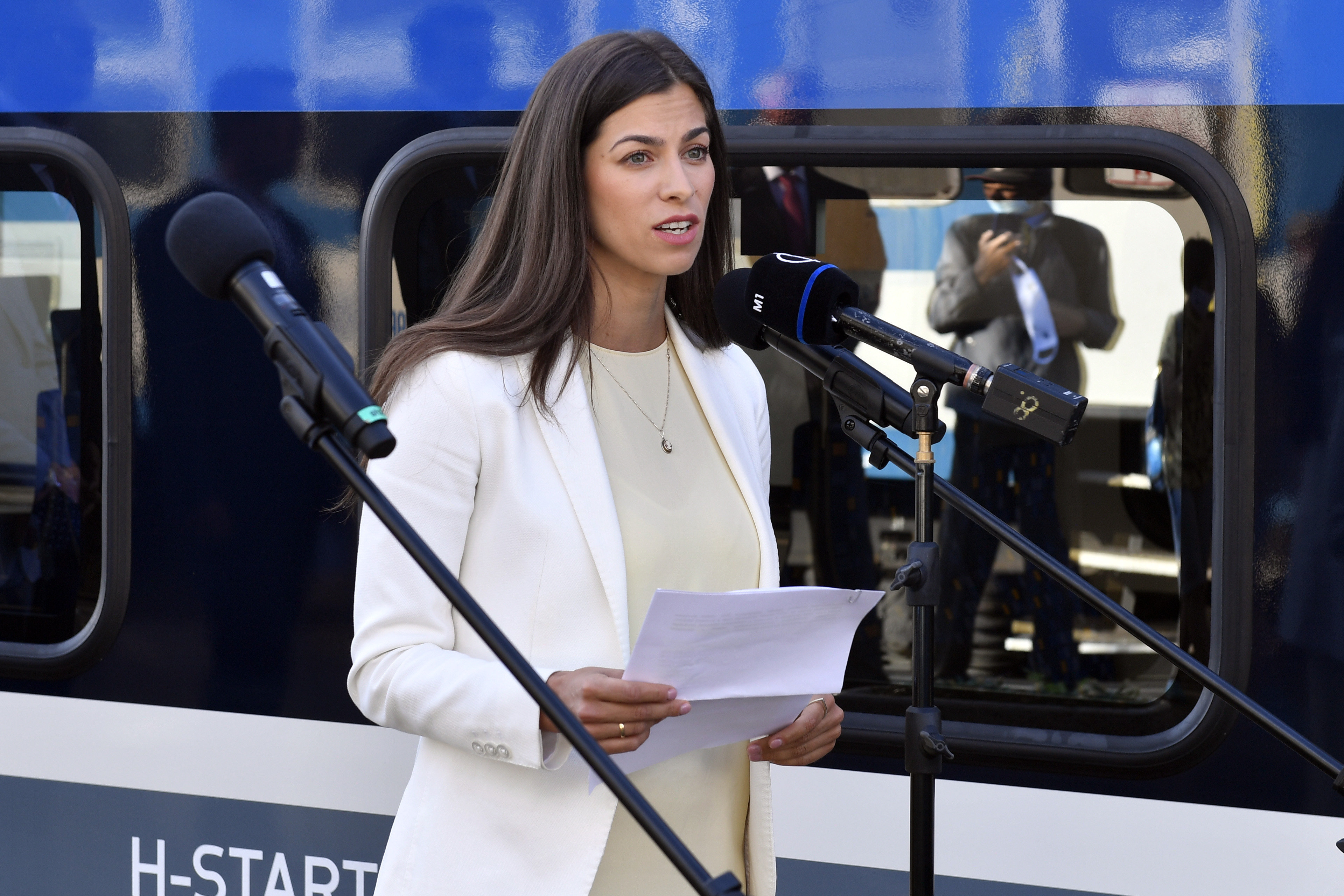 Szentkirályi Alexandra