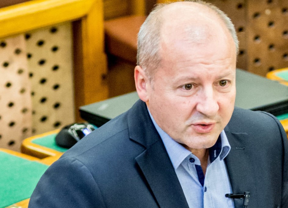 Simicskó István