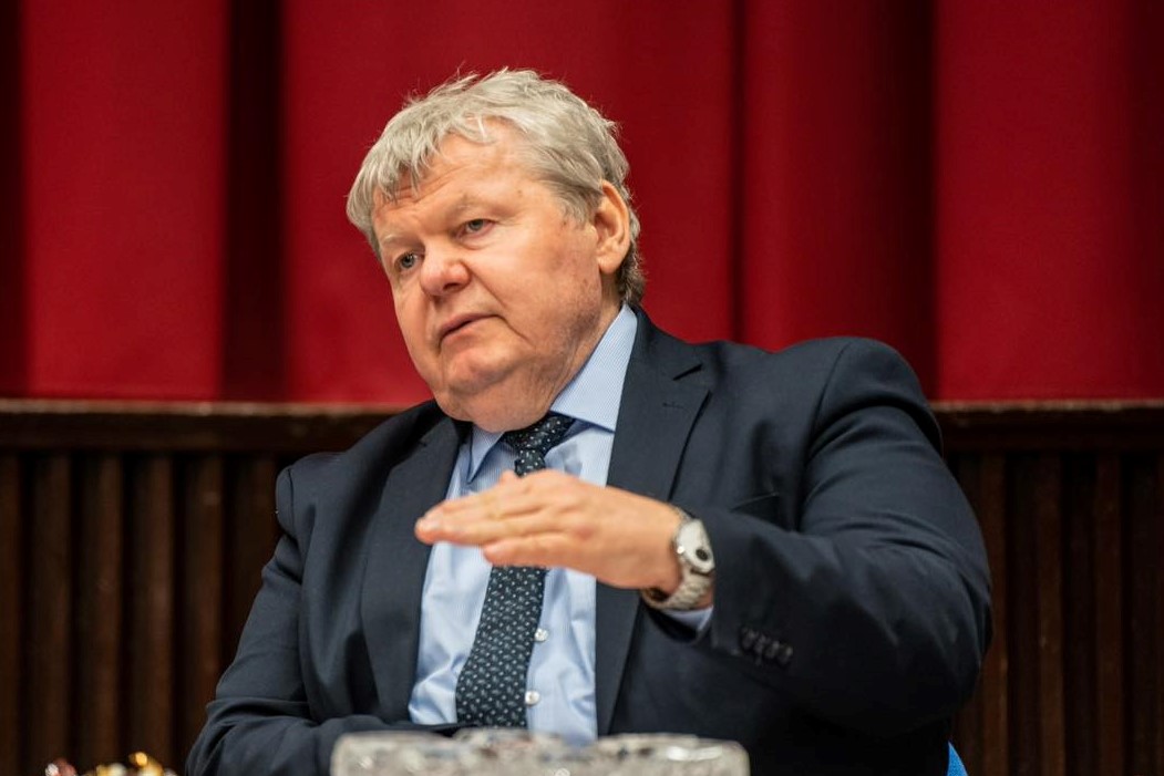 Süli János