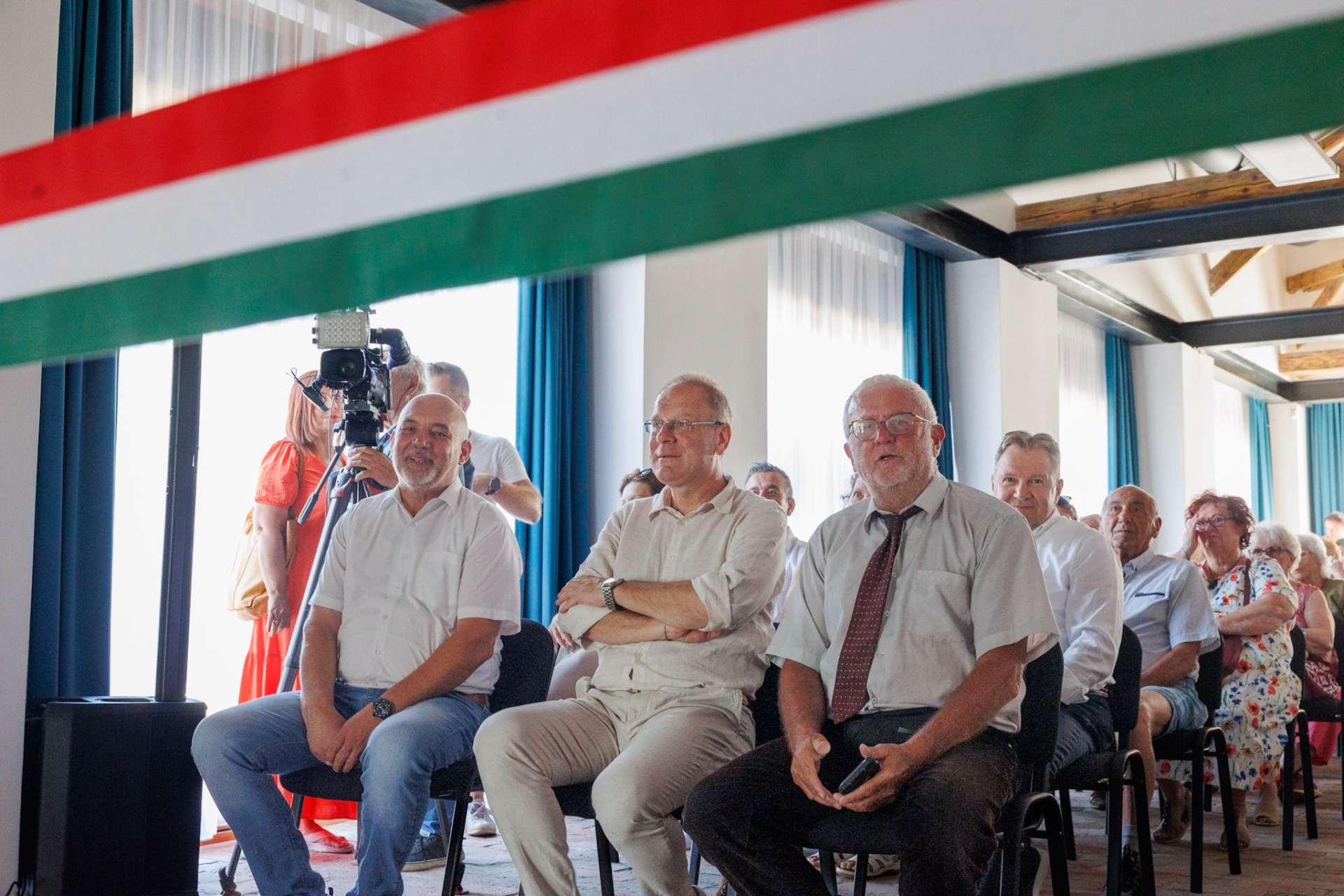 Navracsics Révfülöp