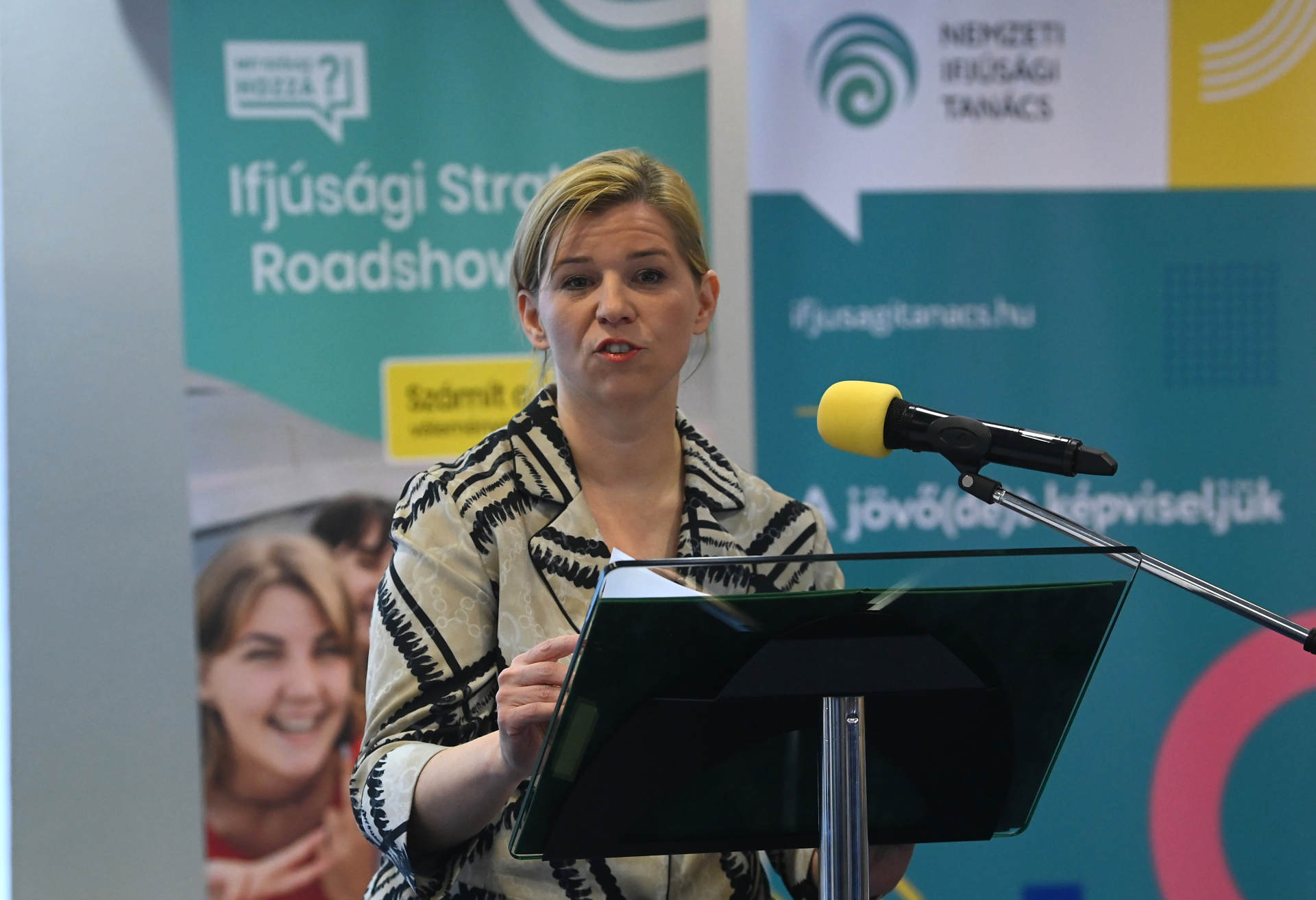 Varga-Bajusz Veronika