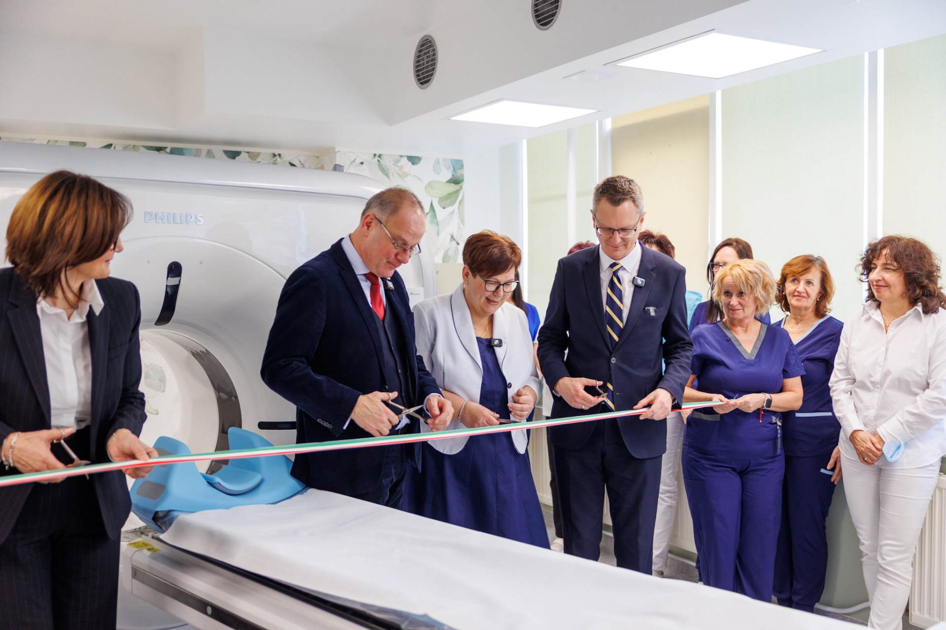 Navracsics Rétvári Ajka kórház