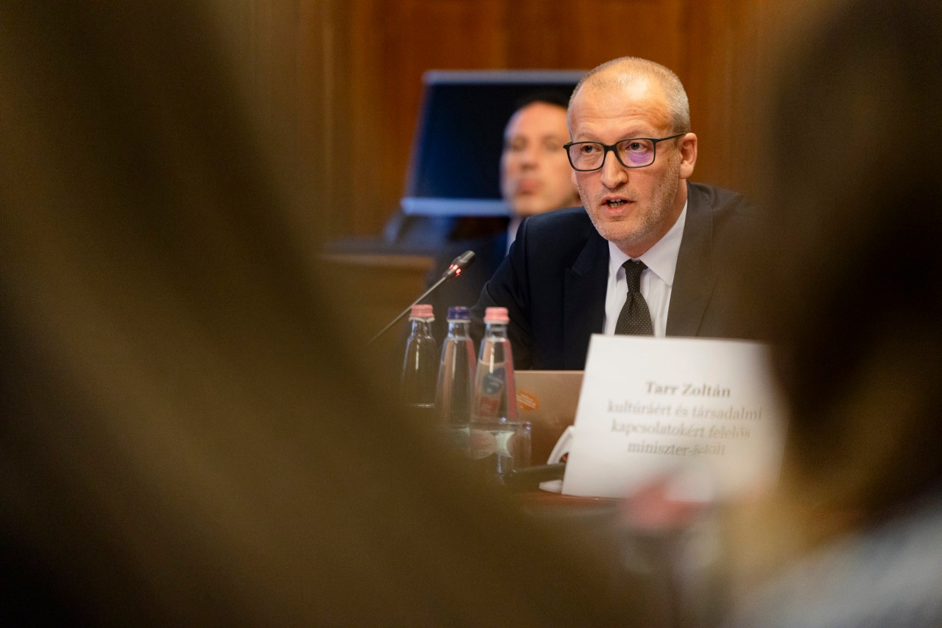 Tarr